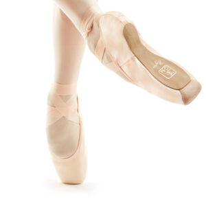 LYRA SCULPTED POINTE SHOE